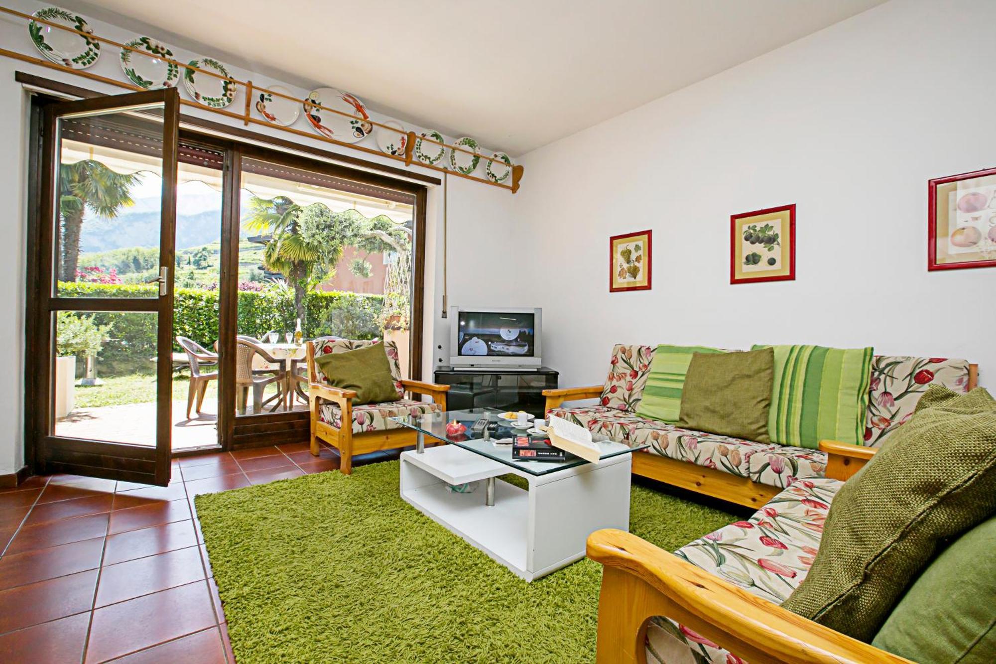 Residence Christina Due Laghi - Happy Rentals เทนโน ภายนอก รูปภาพ